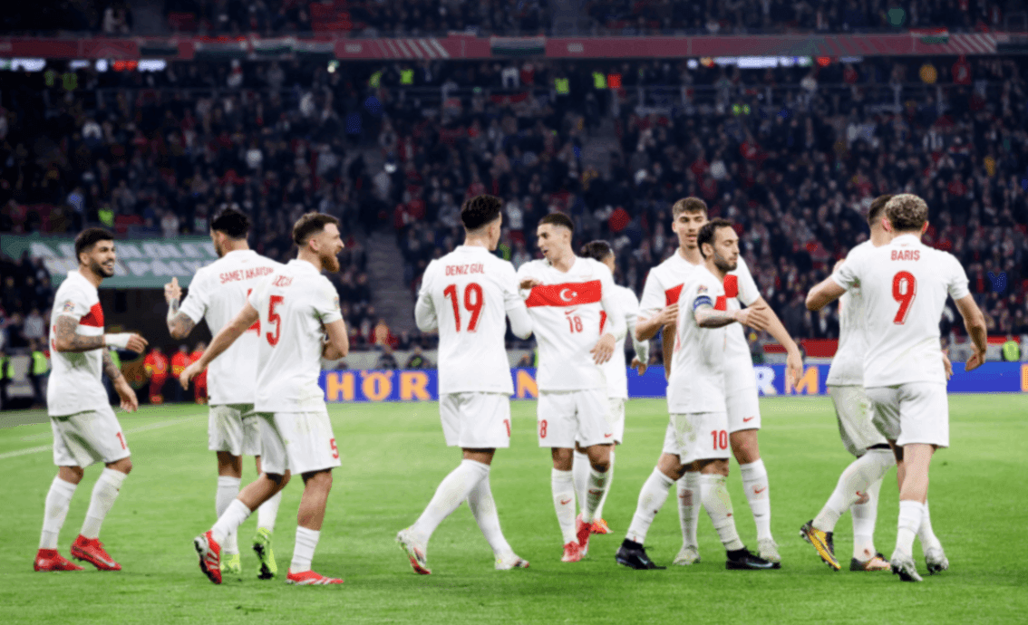 Turquía vs Rumania: noventa minutos para dejar de prometer y empezar a pertenecer