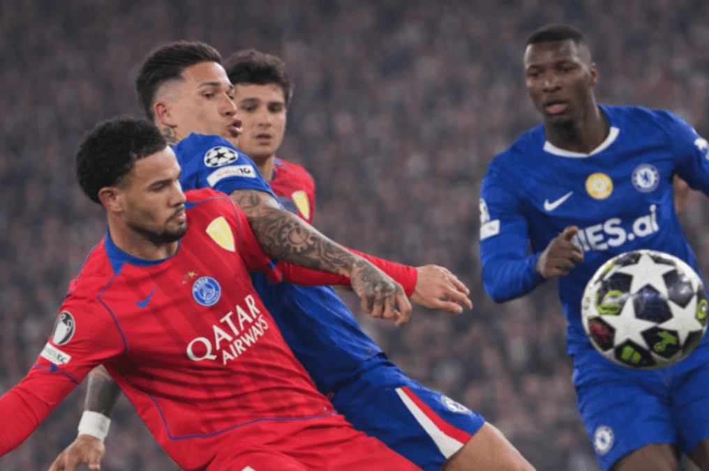 PSG terminó el trabajo en Londres ante un Chelsea sin posibilidades.