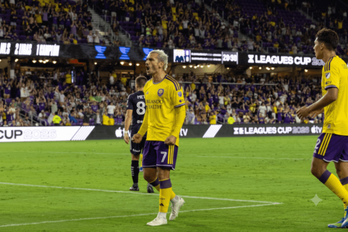 Rayados cae ante Orlando City en un debut marcado por el VAR y las tormentas