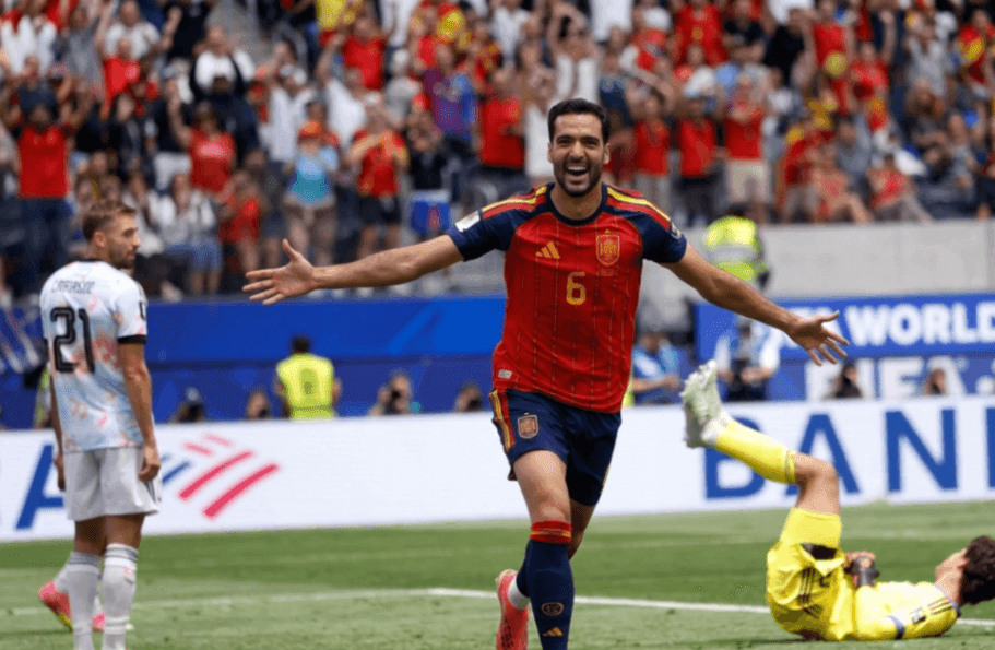 España encuentra otro héroe en Merino y cita a Francia en las semifinales del Mundial