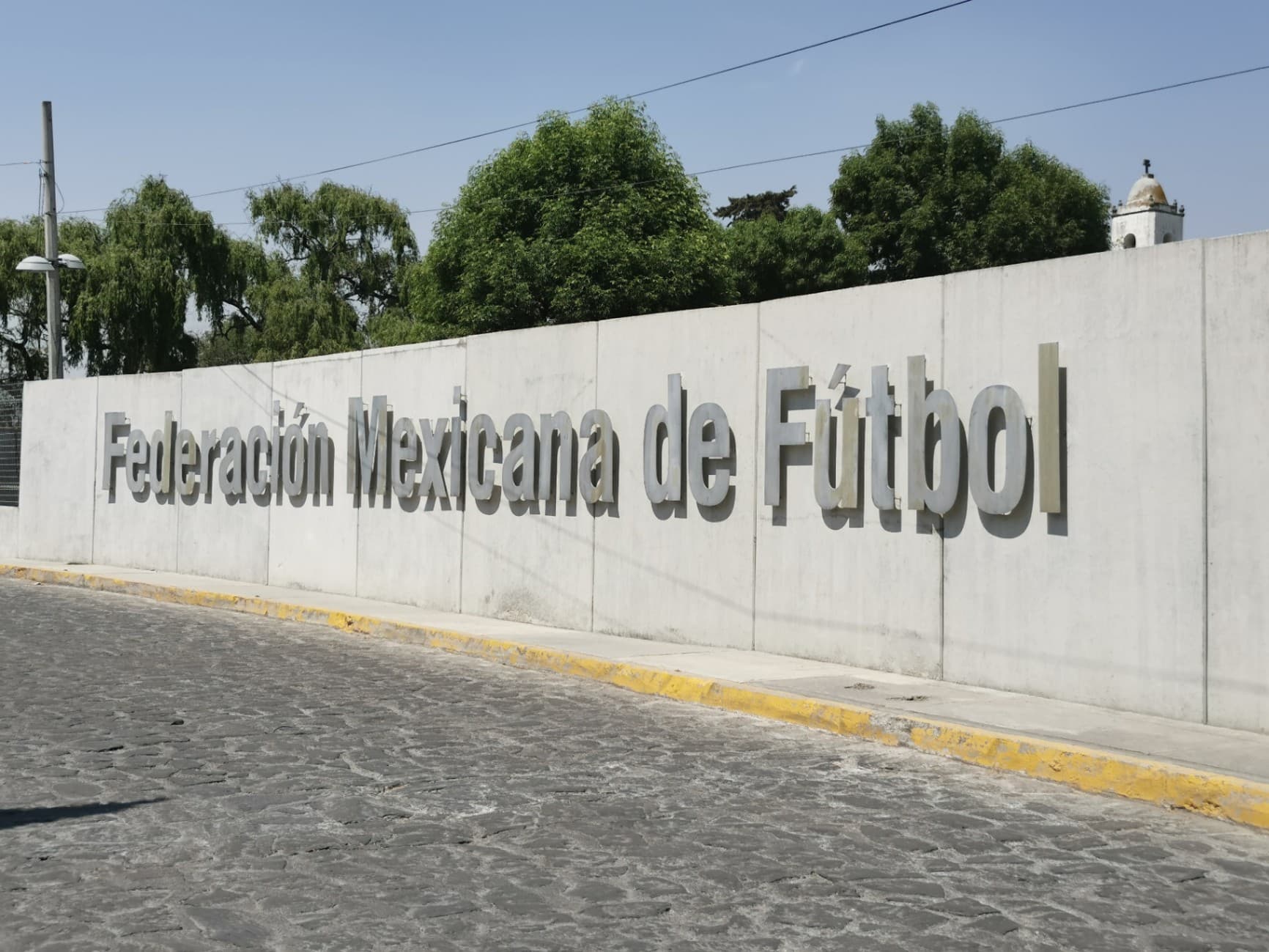La FMF rompe filas con Concacaf y se acerca a Infantino en plena crisis de FIFA