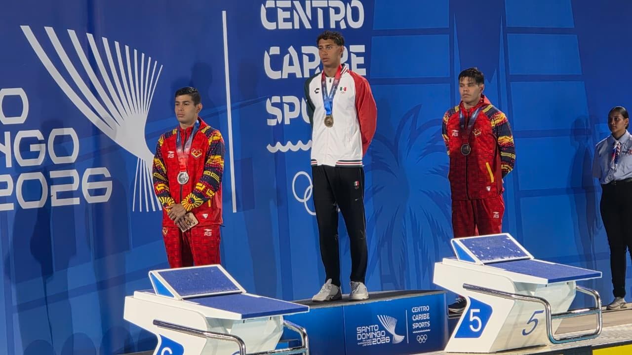 México abre la natación de Santo Domingo 2026 con nueve medallas y dos récords de los Juegos