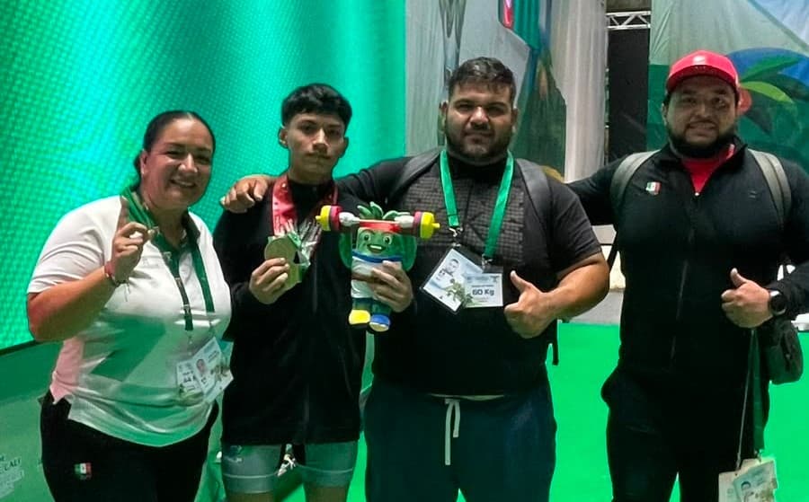 Víctor Méndez conquista el mundo: México celebra dos oros en el Mundial Juvenil de Pesas